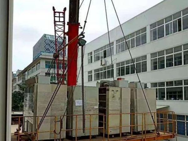  桃山区吊车租赁电话_岛吊车出租产品作业稳定起重量大